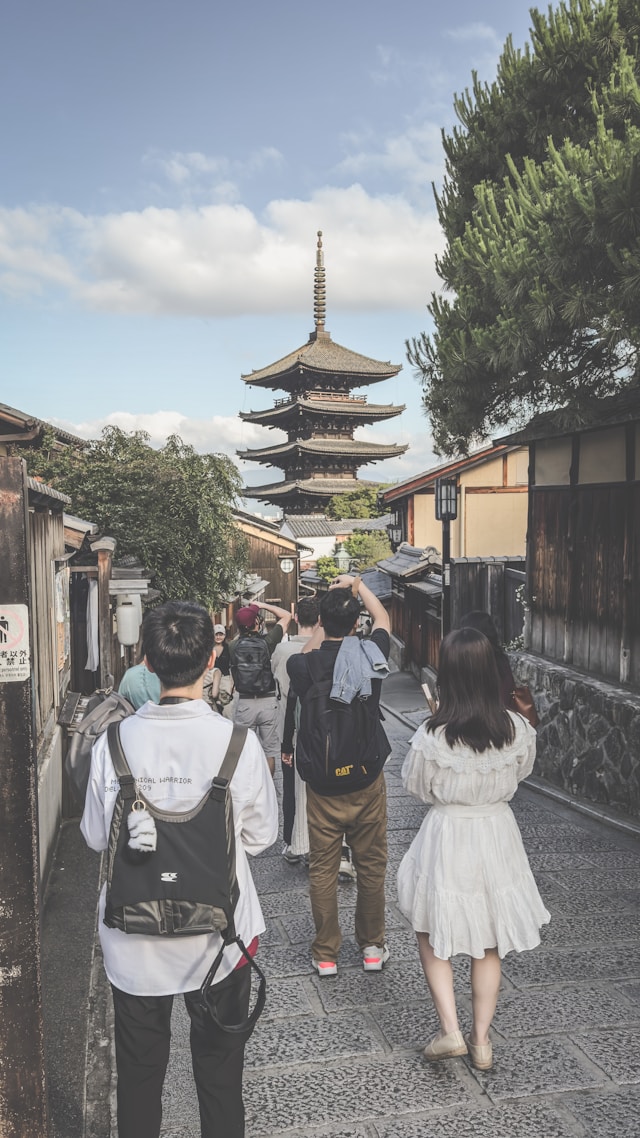 Exploring Japan the Right Way: A Complete Guide for First-Time Travelers